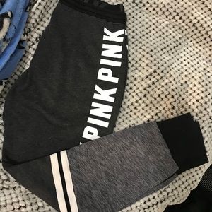 Size Small Victoria’s Secret Pink joggers